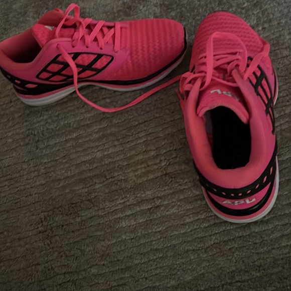 APL - Picture 4 of 5